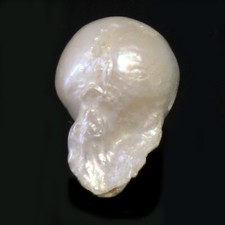 Perle baroque blanche