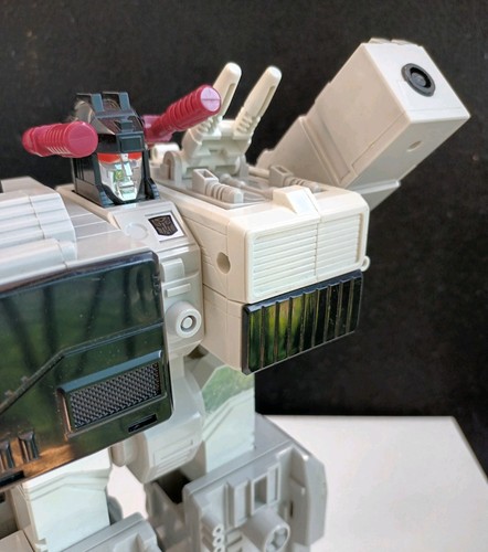 Hasbro transformers autobot - transformers,