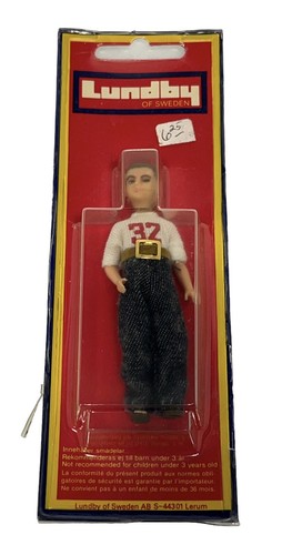 Vintage dolls house early - vintage,