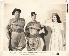 LAUREL ET HARDY great guns