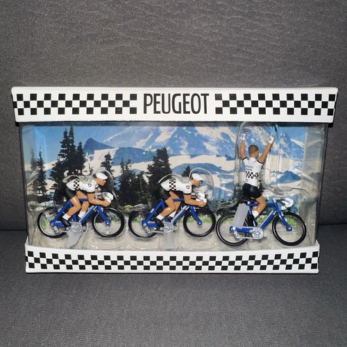 Cyclistes peugeot le tour - le,