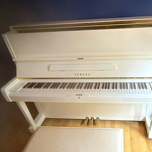 Yamaha white upright - u1, piano