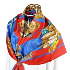 Foulard vintage en soie Hermes