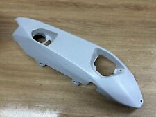 UN CACHE CARENAGE DROIT