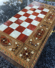 Jeu de backgammon fait main en