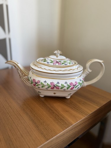 Théière ancienne période - théière, ancienne,