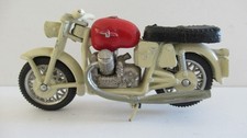 Miniature Moto Guzzi V7