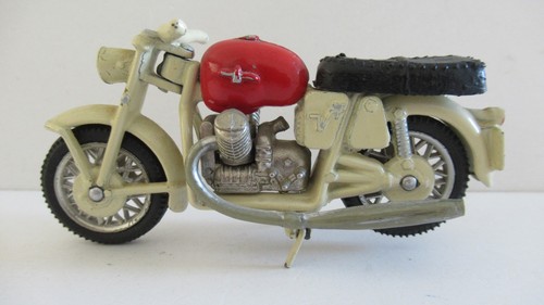Miniature moto guzzi - moto,