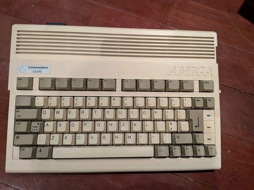 Commodore amiga 600 computer - amiga,