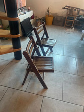 Belle paire de chaise pliante