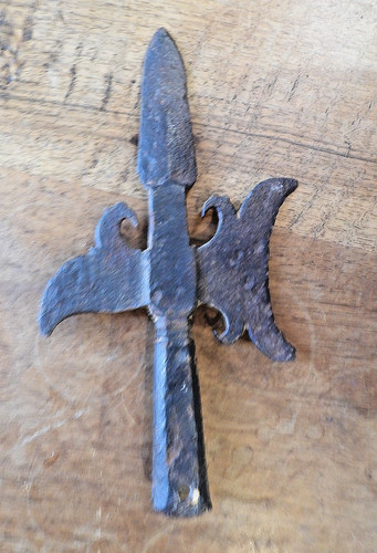 Arme hast médiévale - arme,