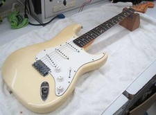 Guitare électrique (Fender