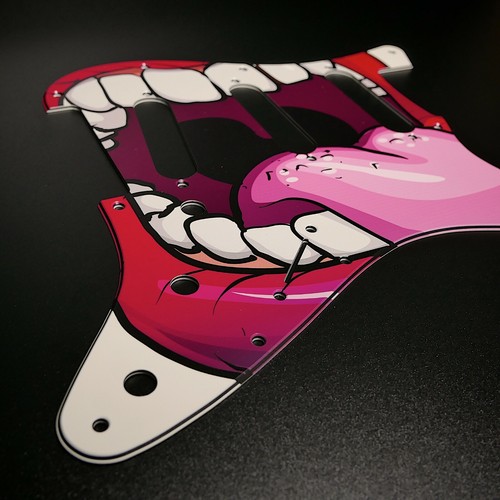 Pickguard fender strat - pickguard, •