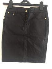 Mini jupe d'été noire pour