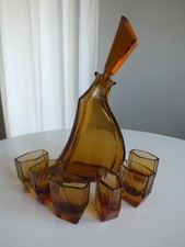 Magnifique service à liqueur
