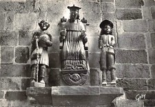 CPSM Tréguier - Saint-Yves between the rich and the poor (282804)