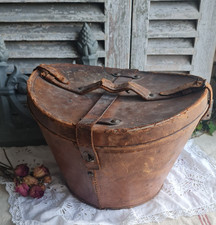 ANCIENNE BOITE A CHAPEAU HAUT