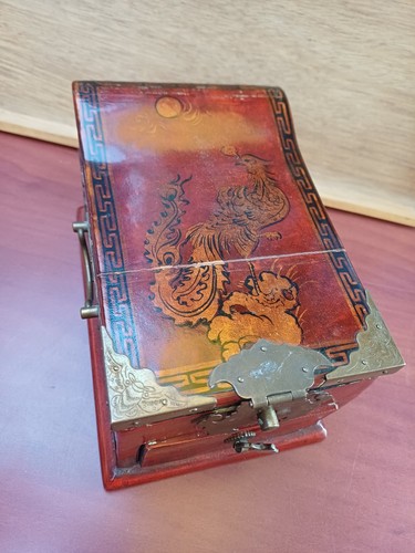 Rare boîte oreiller chinoise