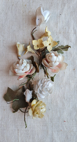 Anciennes fleurs porcelaine - anciennes,