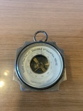 Baromètre métallique ancien