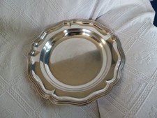 plat creux rond en métal argenté  35.2 cm orfèvre NOB