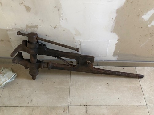 Vend ancien etaux - ancien, 150€