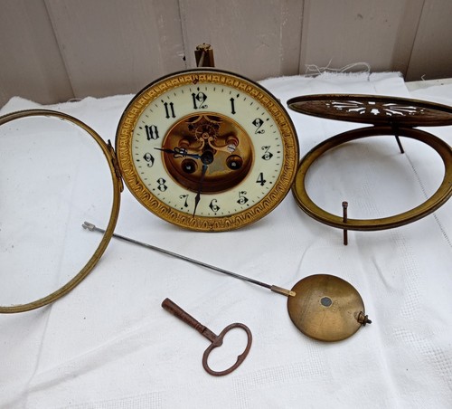 Mouvement pendule de - de,