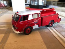 IXO -camion Citroen 700