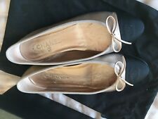 Ballerines CHANEL bicolores 