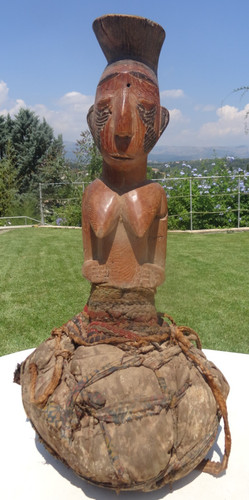 Statuette mangbetu avec - statuette,