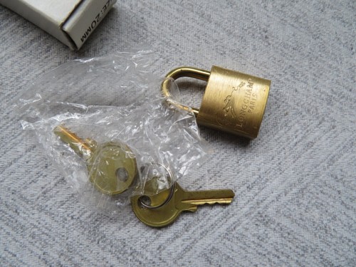 Neuf cadenas longchamp - neuf,
