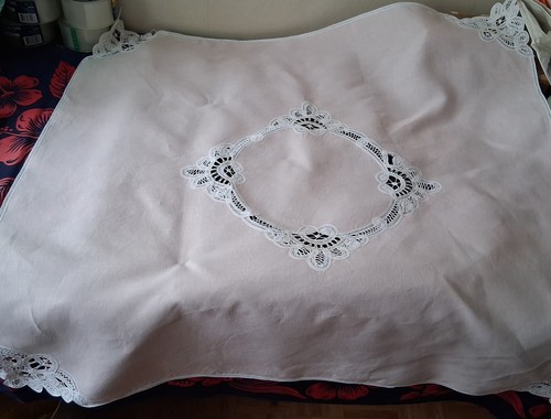 Ancienne nappe thé 3 - +,