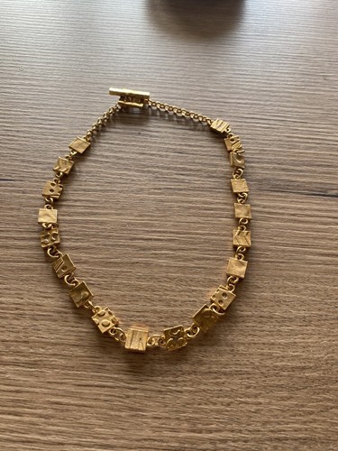 Biche bere collier - biche,