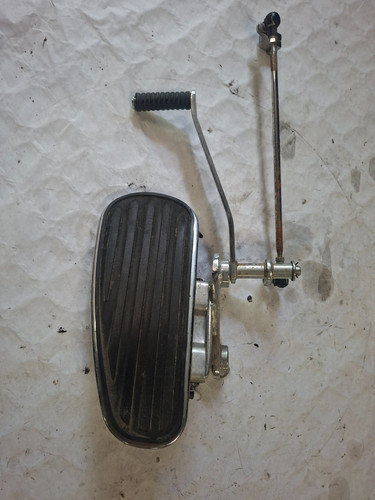 Platine avant gauche - platine,