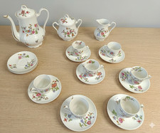 Service à café en porcelaine