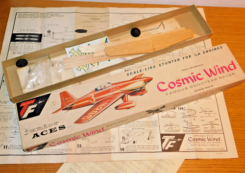 Cosmic wind gas model - wind,