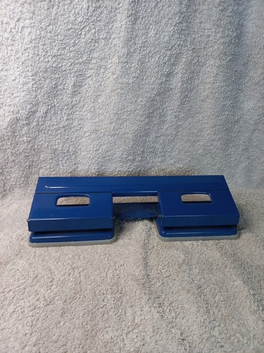 Perforatrice quatre - perforatrice,
