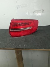 Feu arriere principal droit