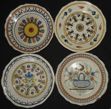 Lot de 4 assiettes anciennes - fin 19ème (faïenceries non identifiées)