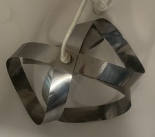 Luminaire suspension lamelles