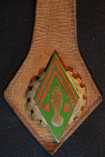 Rare 42° Headquarters Company Group Metal Badge bea23ins001