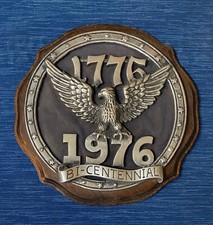 Vtg 1776-1976 USA Bicentennial  12” Cast Aluminum Relief Wood Plaque Wall Decor