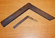 LOT EQUERRE en BOIS de