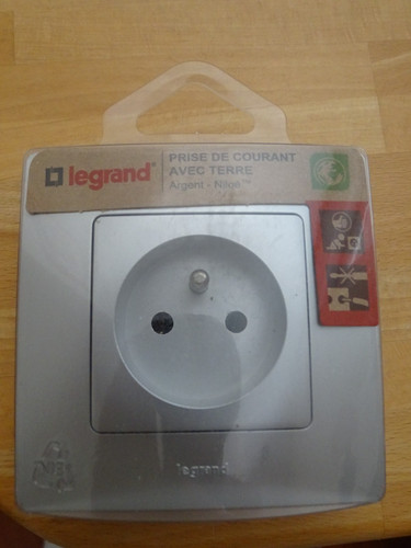 Legrand prise secteur - prise,