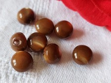 Lot 8  boutons anciens en