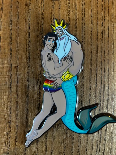 Pin métal émaillé gay - en,