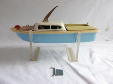 BATEAU DE BASSIN -VEDETTE -