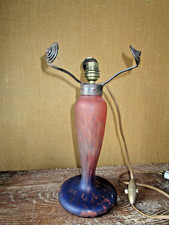 Pied de lampe en pate de verre dans le goût de Daum Gallé Muller