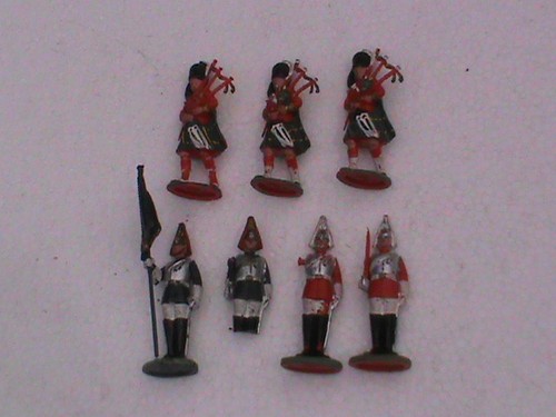 Lot figurines 7 - 7,