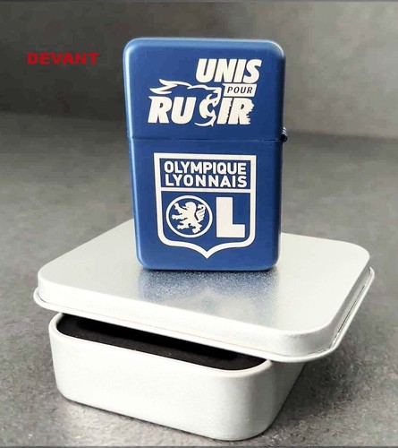Briquet tempête essence-
